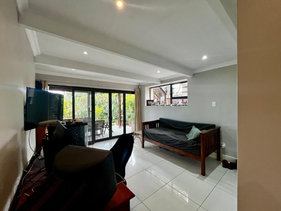 5 Bedroom Property for Sale in Nahoon Eastern Cape